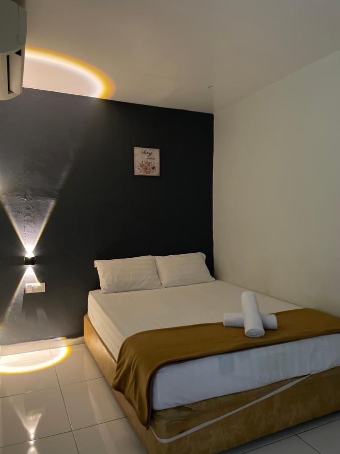 Hotel Lavender Inn Malacca Exterior photo
